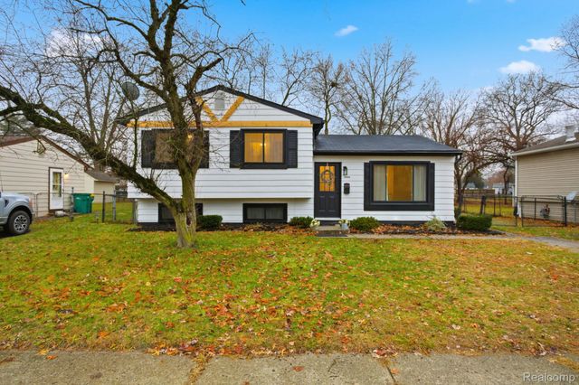 15486 Orchard Street, Romulus, MI 48174