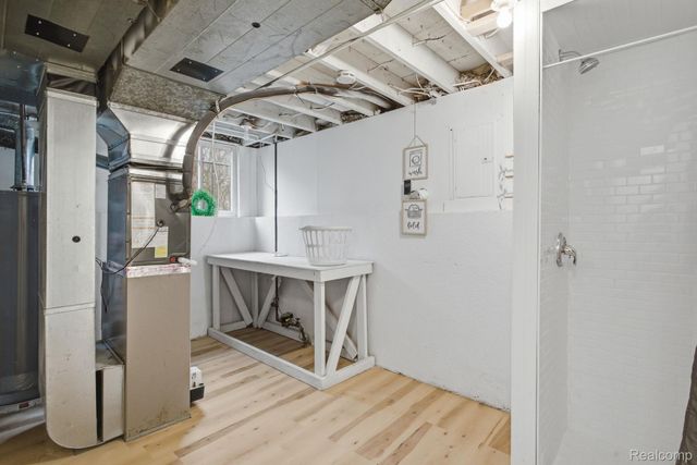 15486 Orchard Street, Romulus, MI 48174