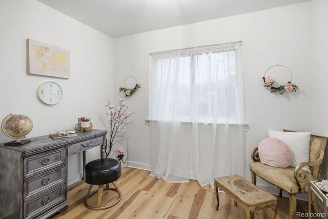 15486 Orchard Street, Romulus, MI 48174