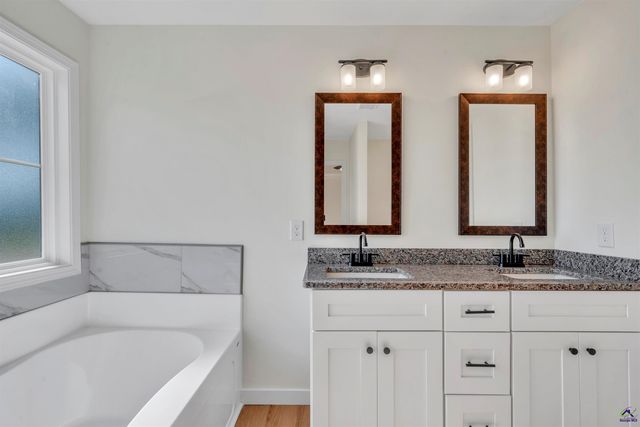 121 Early Drive, Byron, GA 31008