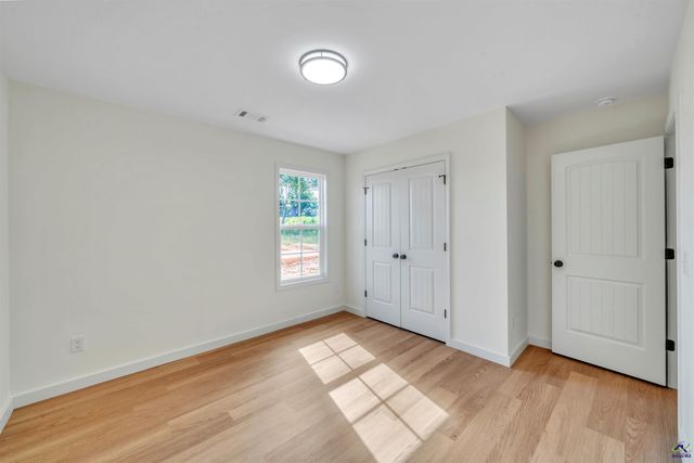 121 Early Drive, Byron, GA 31008