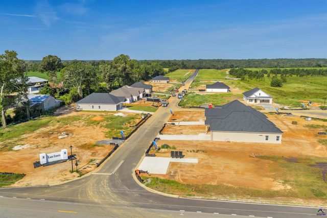 121 Early Drive, Byron, GA 31008