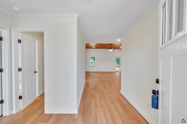 121 Early Drive, Byron, GA 31008