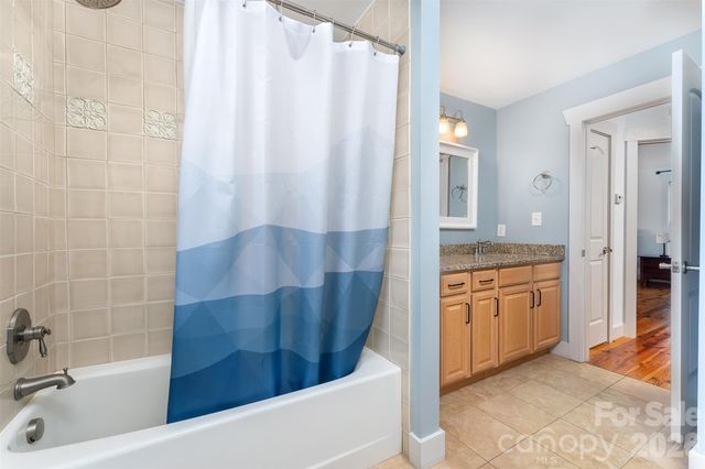 101 Courtland Avenue, Asheville, NC 28801