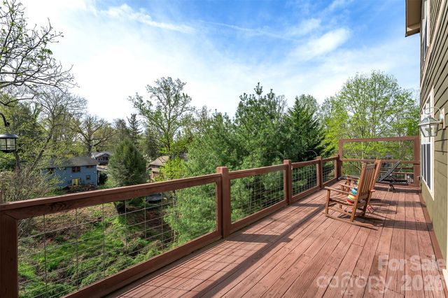 101 Courtland Avenue, Asheville, NC 28801