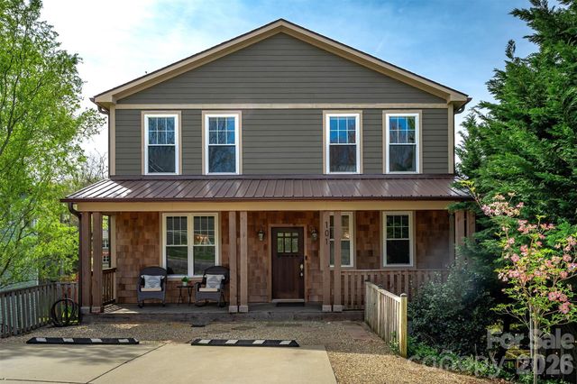 101 Courtland Avenue, Asheville, NC 28801