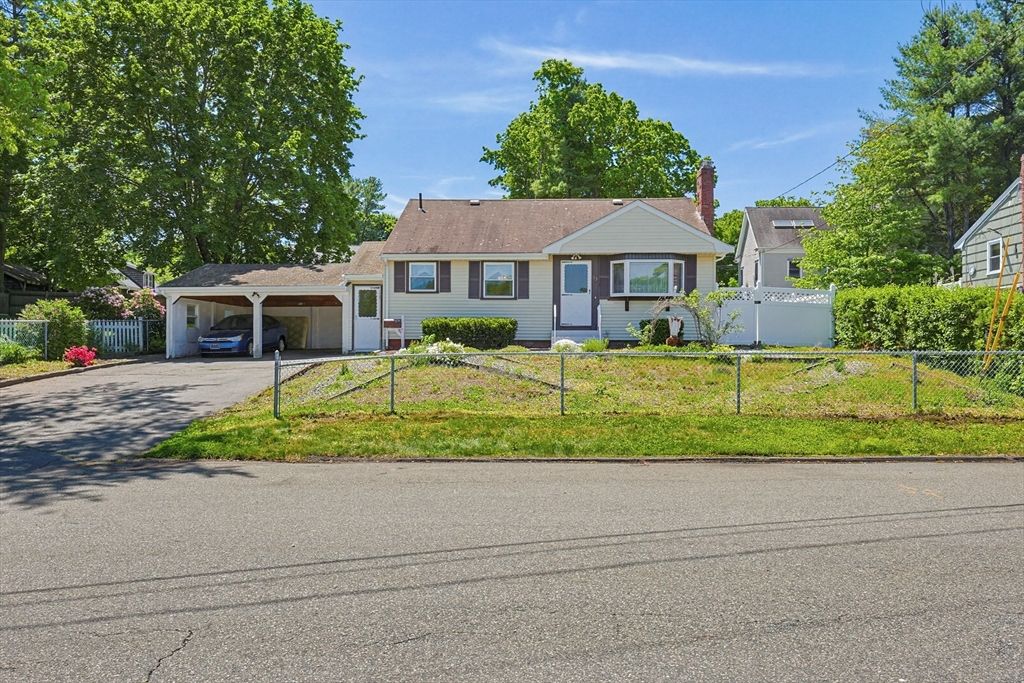 93 Rogers Drive, Stoughton, MA 02072
