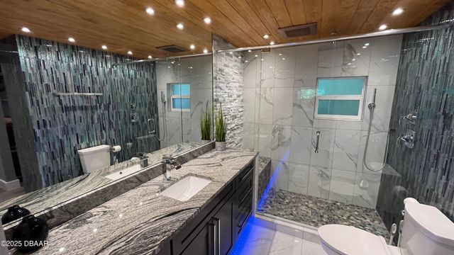 236 N Keech Street APT A, Daytona Beach, FL 32114