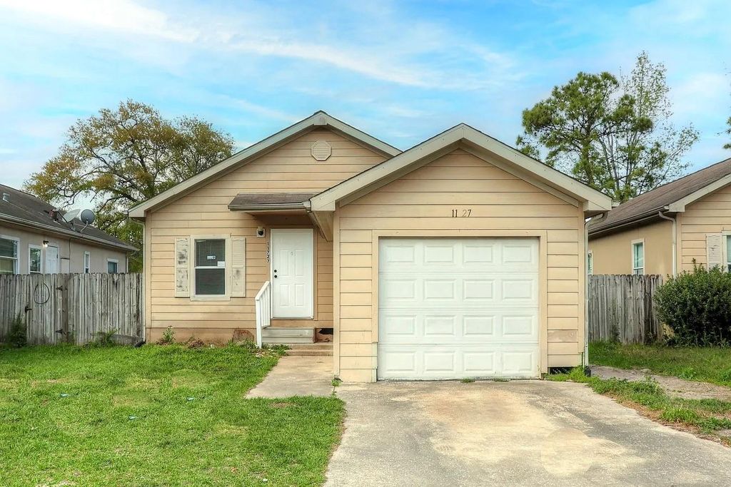11727 Greensbrook Forest Drive, Houston, TX 77044