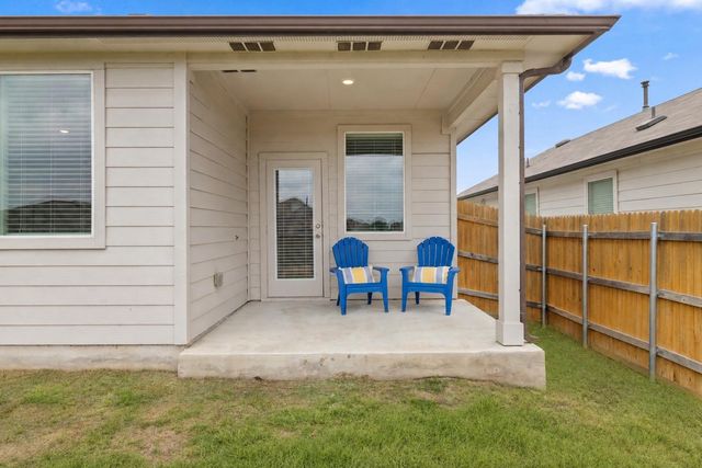 173 Frostweed DR, Kyle, TX 78640