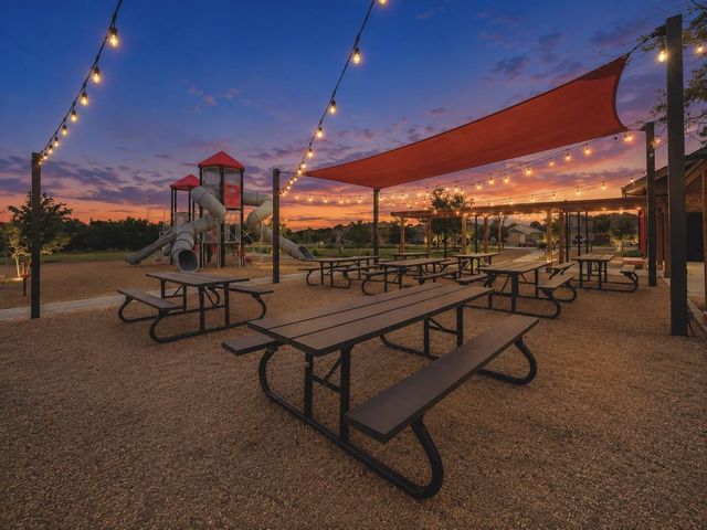 173 Frostweed DR, Kyle, TX 78640