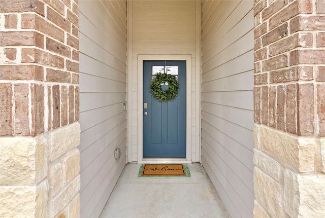 173 Frostweed DR, Kyle, TX 78640