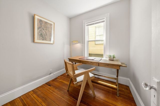 8 Fox 1, Boston, MA 02122