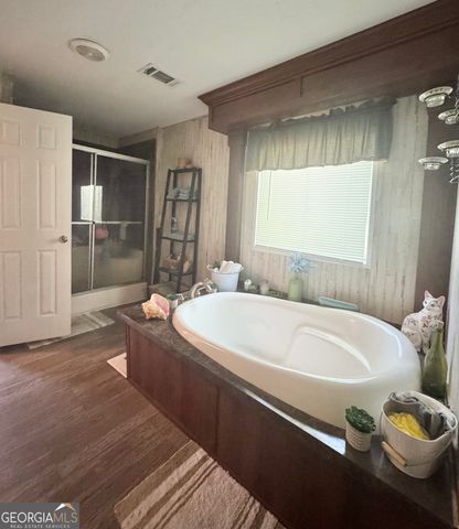 92 Graham Lane, Claxton, GA 30417