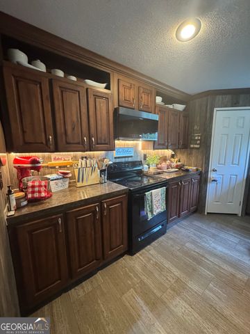 92 Graham Lane, Claxton, GA 30417