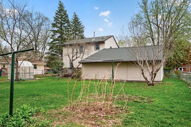 337 104th Lane NE, Blaine, MN 55434