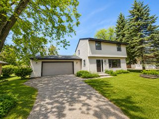 337 104th Lane NE, Blaine, MN 55434
