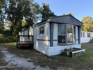 113 Barbour Road 7, Hubert, NC 28539