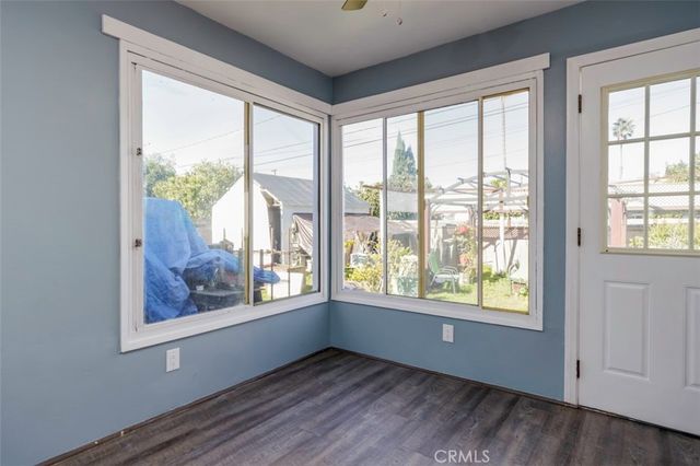 674 Senate Street, Costa Mesa, CA 92627