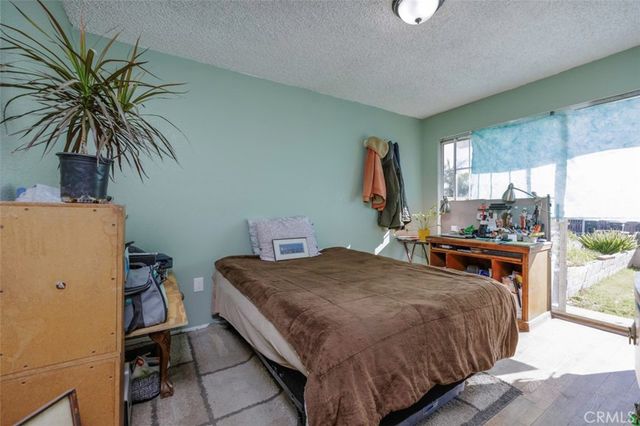 674 Senate Street, Costa Mesa, CA 92627