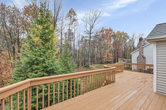 7284 W Baldwin Reserve Drive, Middleburg Heights, OH 44130