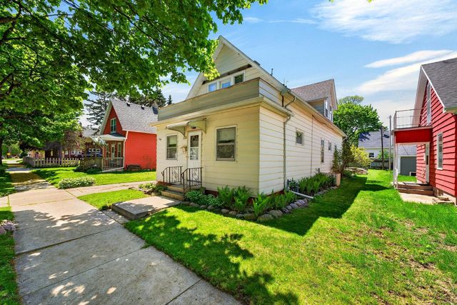 2226 N 11th STREET, Sheboygan, WI 53083
