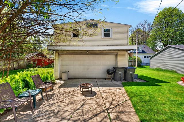 2226 N 11th STREET, Sheboygan, WI 53083