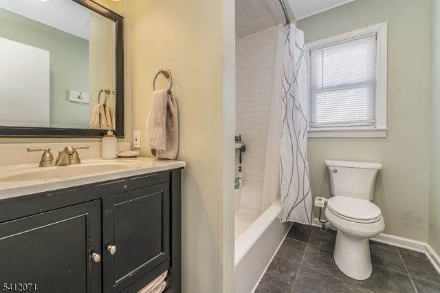 17 Putnam St, Somerville Boro, NJ 08876