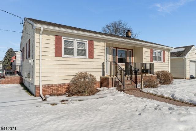 17 Putnam St, Somerville Boro, NJ 08876