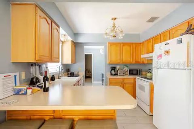 2604 CAMPUS HILL DRIVE, Tampa, FL 33612