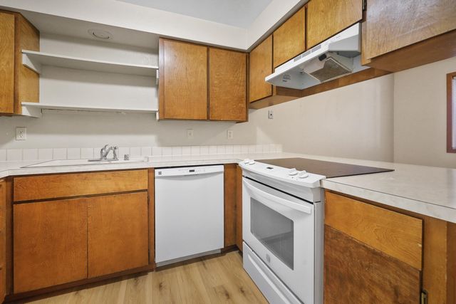 1113 W 10th Ave, Spokane, WA 99203