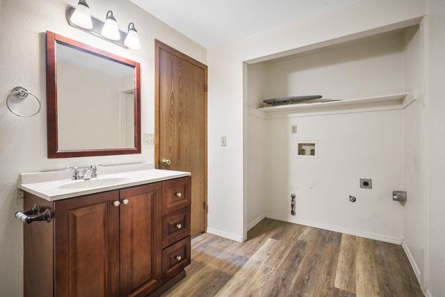 1113 W 10th Ave, Spokane, WA 99203