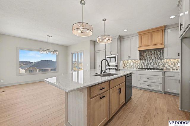 3638 S 217 Street, Elkhorn, NE 68022