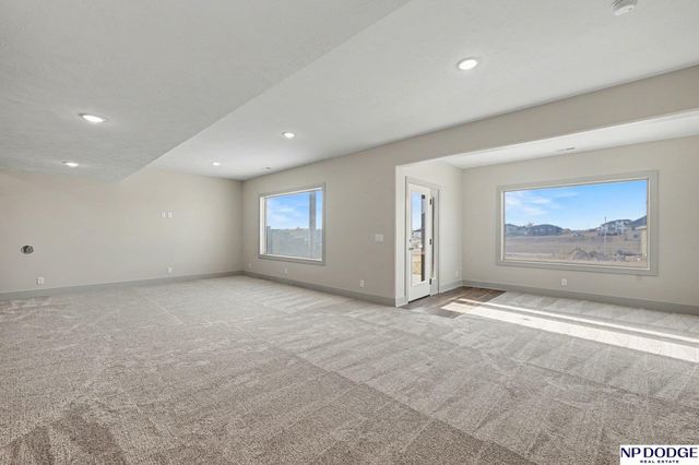 3638 S 217 Street, Elkhorn, NE 68022