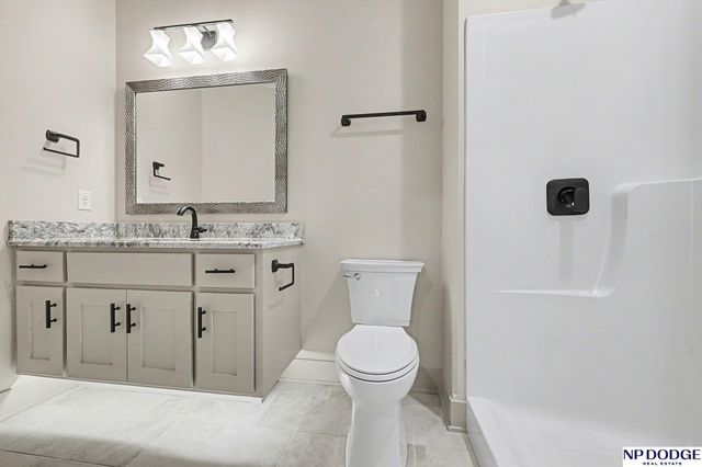 3638 S 217 Street, Elkhorn, NE 68022