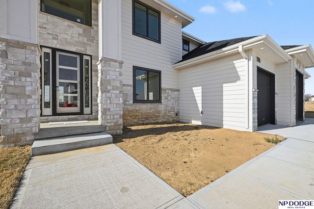 3638 S 217 Street, Elkhorn, NE 68022