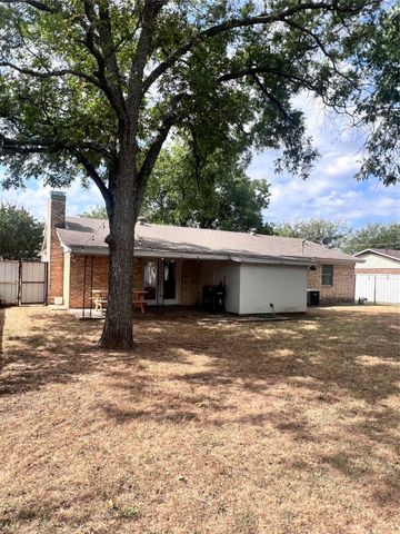 1303 Randy Drive, Graham, TX 76450