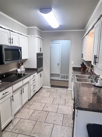 1303 Randy Drive, Graham, TX 76450
