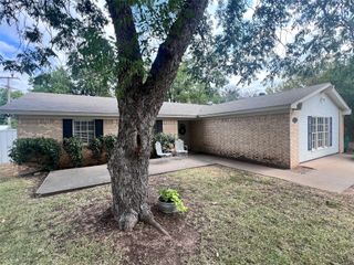 1303 Randy Drive, Graham, TX 76450