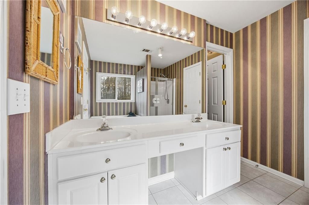 Image 24 of property listing at 2915 Brookwater Drive, Cumming, GA 30041