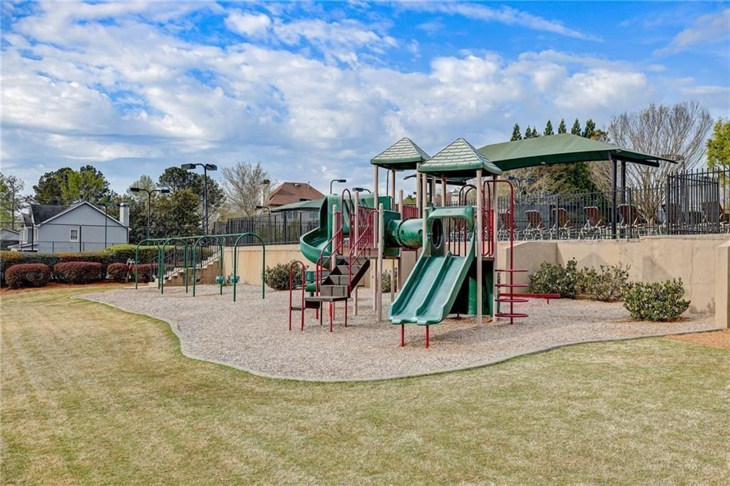 Image 34 of property listing at 2915 Brookwater Drive, Cumming, GA 30041