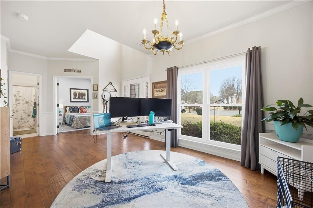 Image 4 of property listing at 2915 Brookwater Drive, Cumming, GA 30041