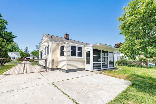 912 ETHEL AVENUE, Green Bay, WI 54303