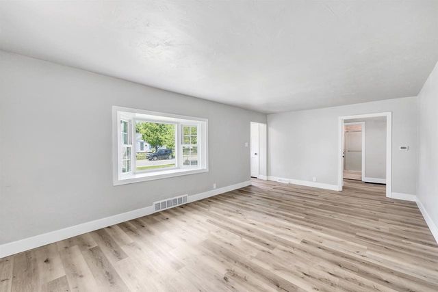 912 ETHEL AVENUE, Green Bay, WI 54303