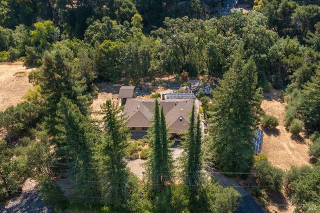 14856 Chalk Hill Rd, Healdsburg, CA 95448