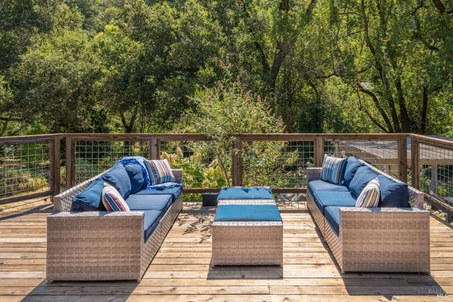 14856 Chalk Hill Rd, Healdsburg, CA 95448