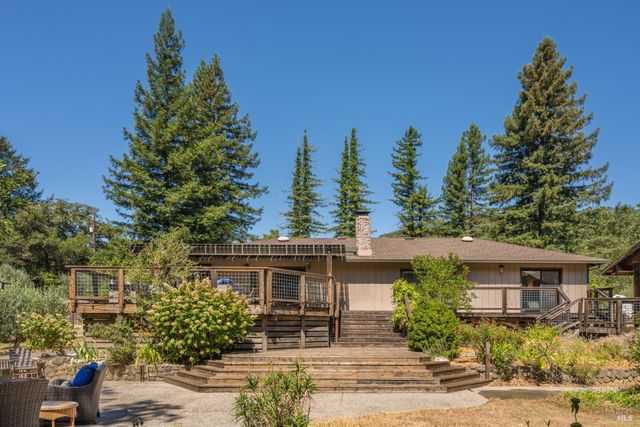 14856 Chalk Hill Rd, Healdsburg, CA 95448