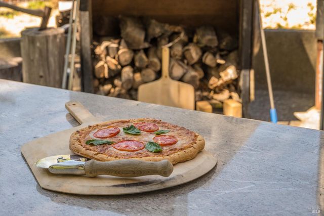 14856 Chalk Hill Rd, Healdsburg, CA 95448