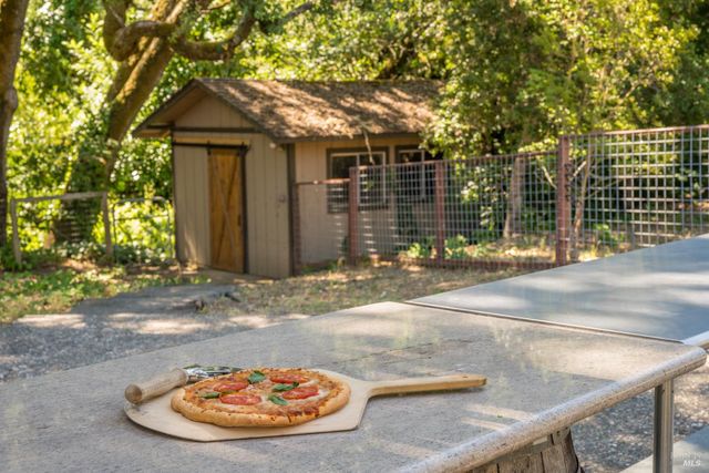 14856 Chalk Hill Rd, Healdsburg, CA 95448