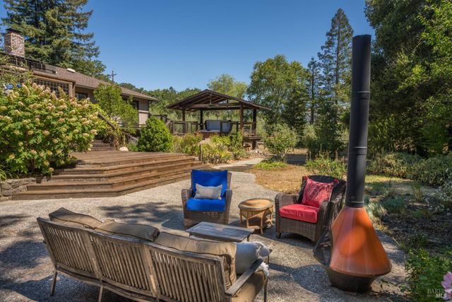 14856 Chalk Hill Rd, Healdsburg, CA 95448